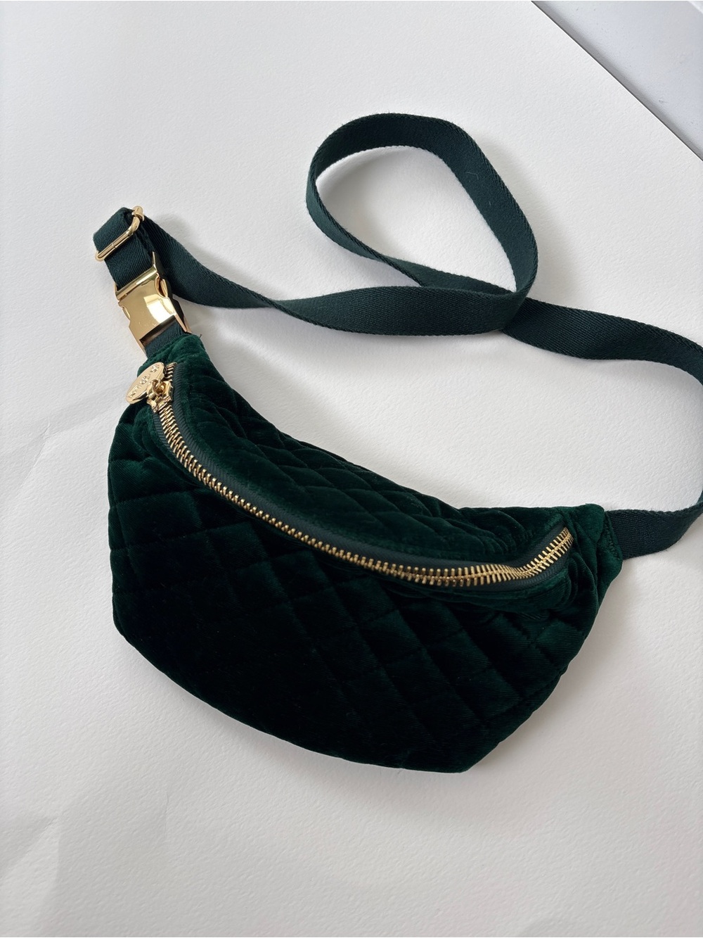 Stoney Clover Lane - Green velvet belt bag